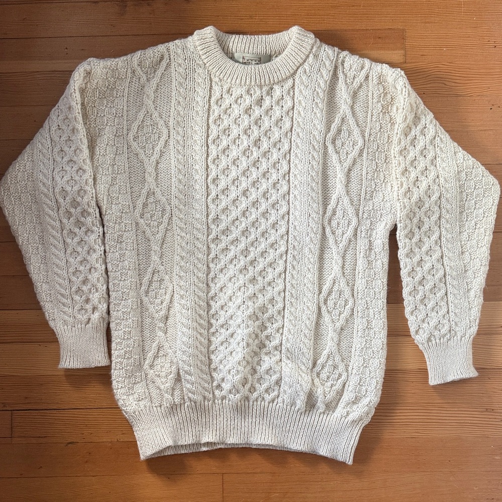 Classic Wool Cable Knit Sweater from Ireland M